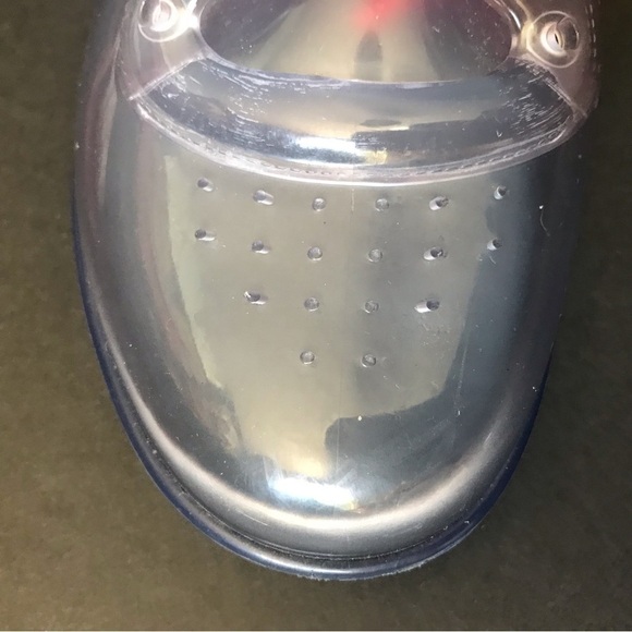 Melissa x Fila “Melissa Sneaker” Lace-Up Jelly in Clear, Bubblegum Scent, Size 6 - Picture 5 of 11